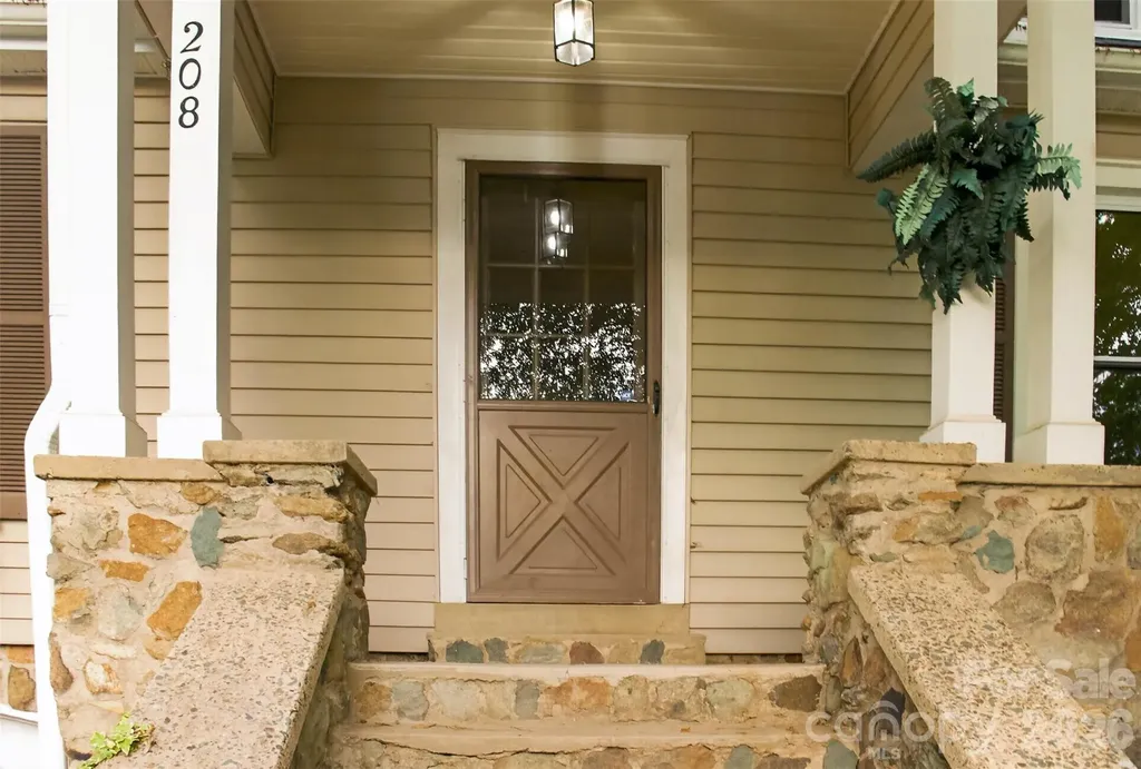 208 N 5th Street Albemarle NC 28001