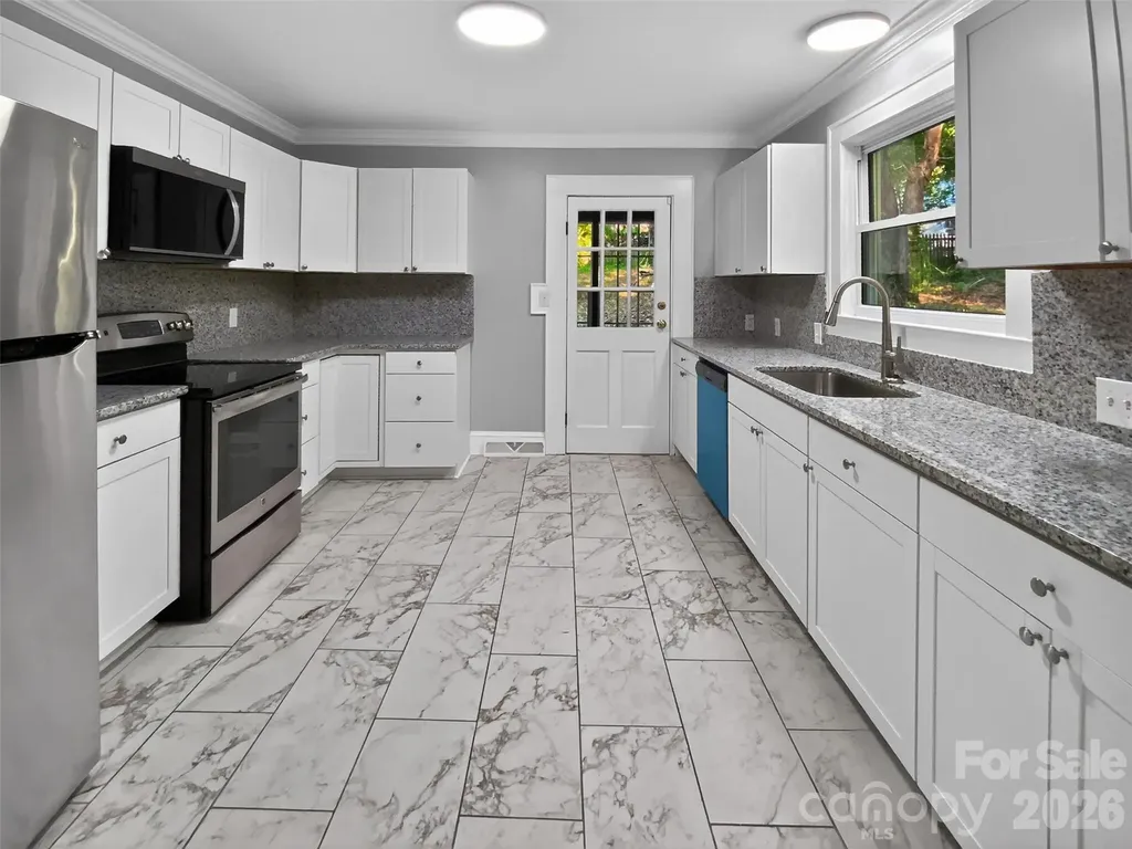 208 N 5th Street Albemarle NC 28001