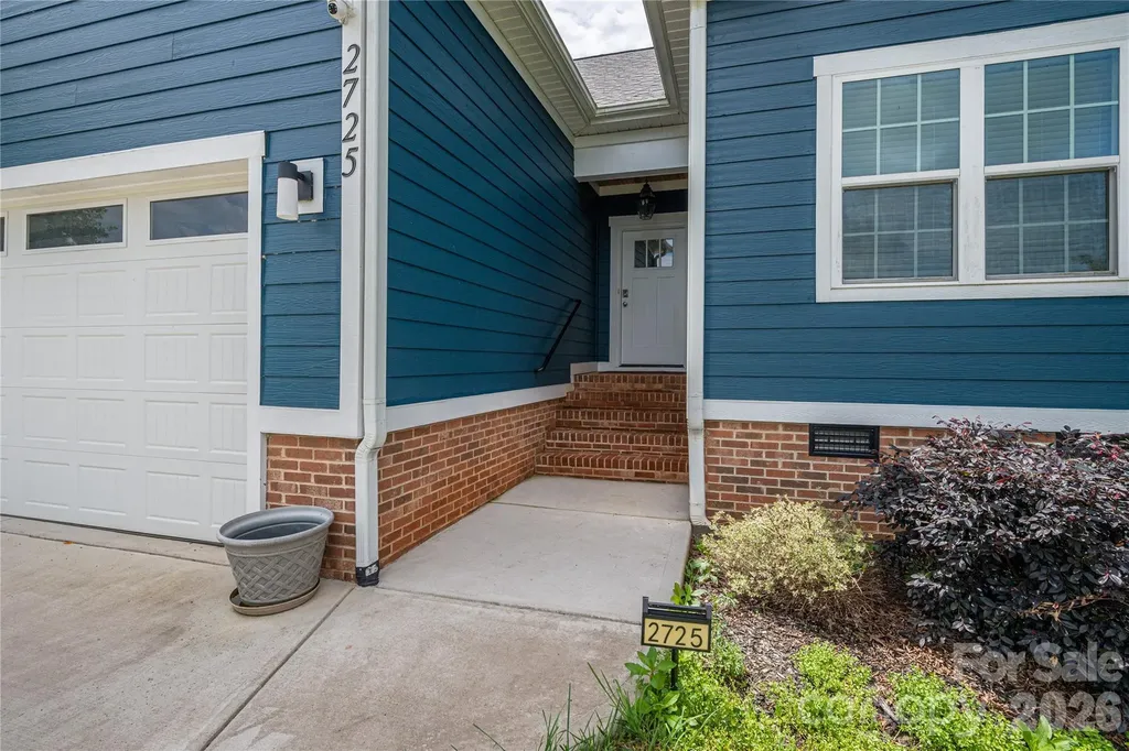 2725 Eagle Drive Lincolnton NC 28092