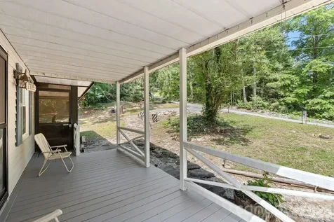 177 E Poplar Drive Hendersonville NC 28792