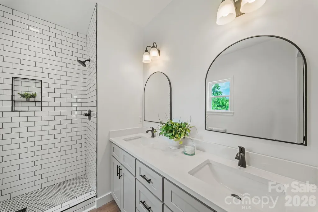 311 Farley Street Waynesville NC 28786