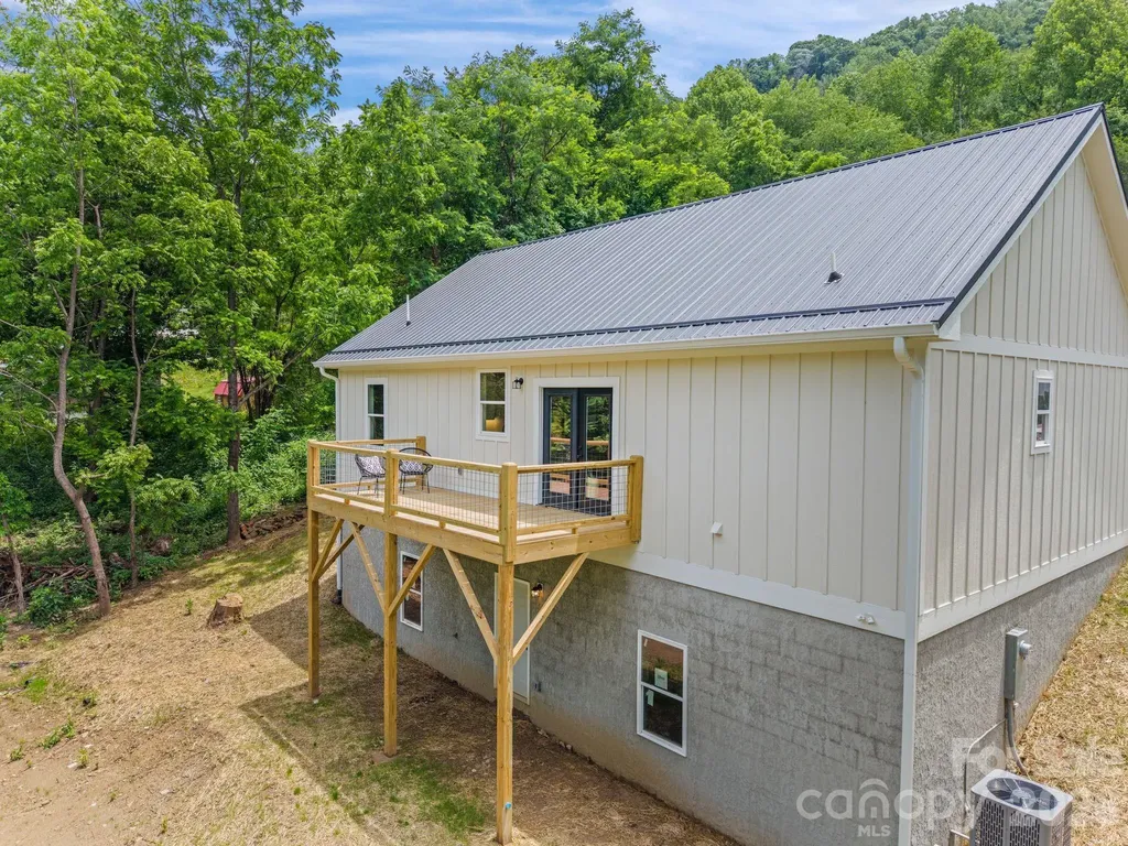 311 Farley Street Waynesville NC 28786