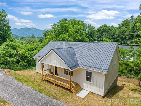 311 Farley Street Waynesville NC 28786