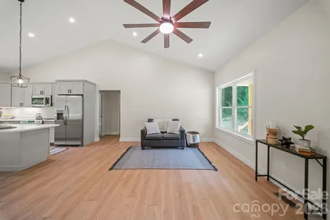 311 Farley Street Waynesville NC 28786
