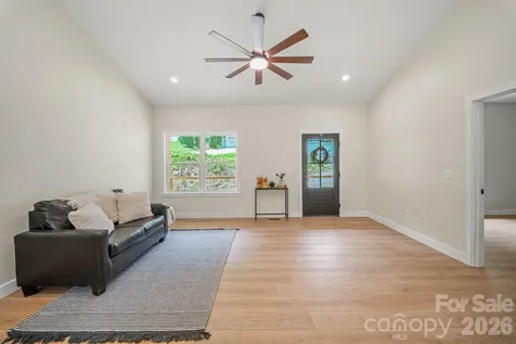 311 Farley Street Waynesville NC 28786