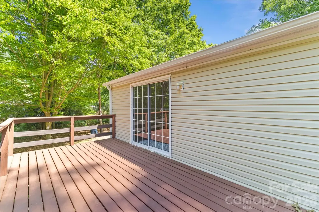 5021 Raintree Lane Maiden NC 28650