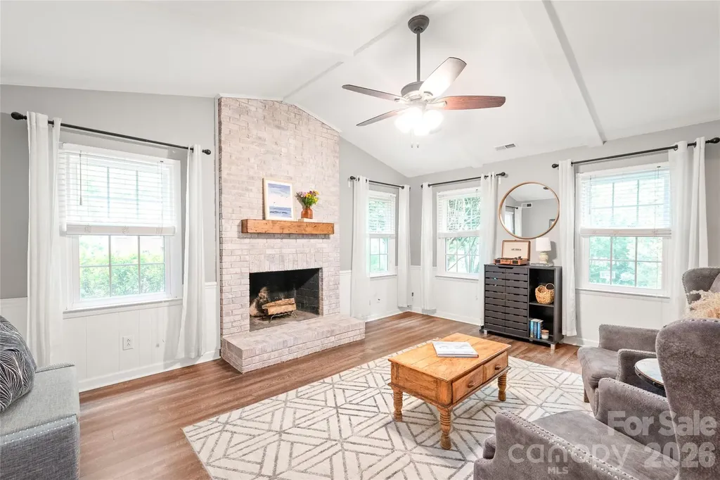 419 Scarborough Lane Matthews NC 28105