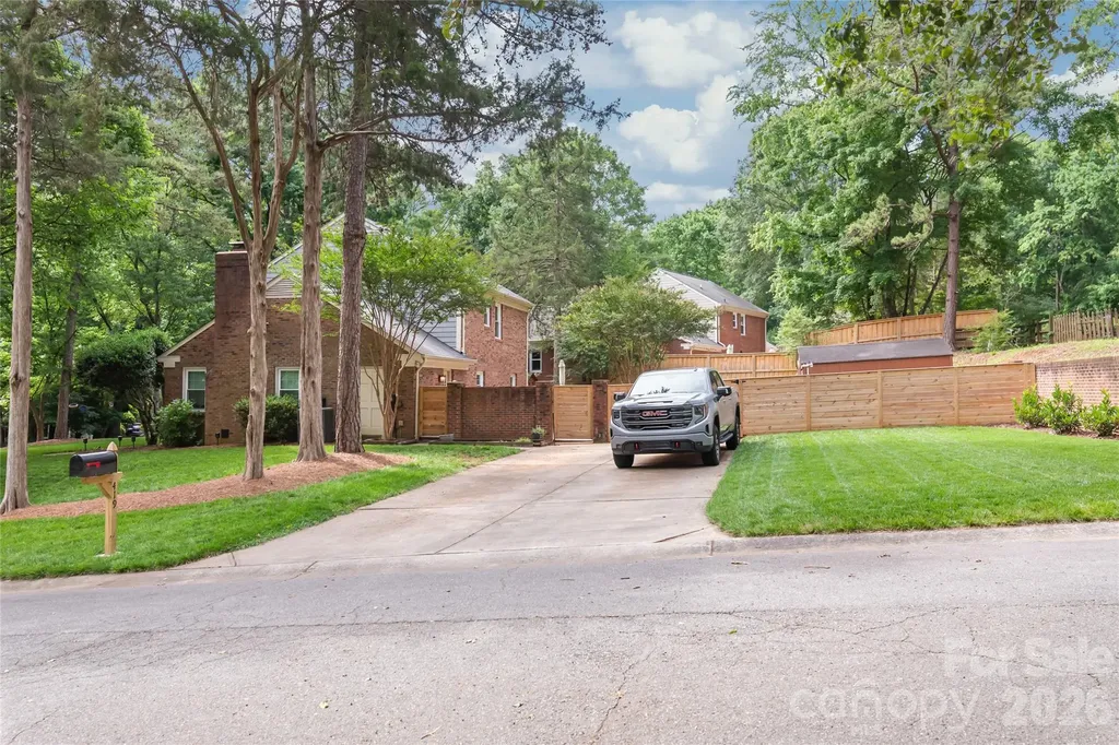 419 Scarborough Lane Matthews NC 28105
