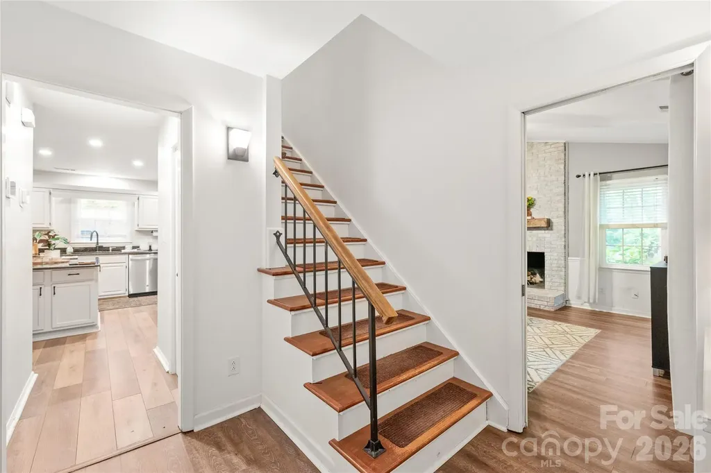 419 Scarborough Lane Matthews NC 28105