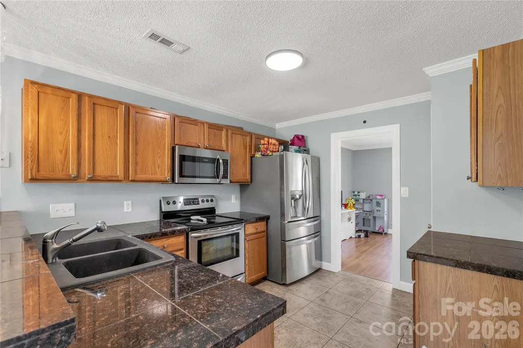 13213 Lampmeade Lane Charlotte NC 28273