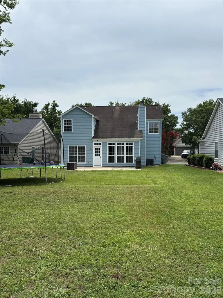 13213 Lampmeade Lane Charlotte NC 28273