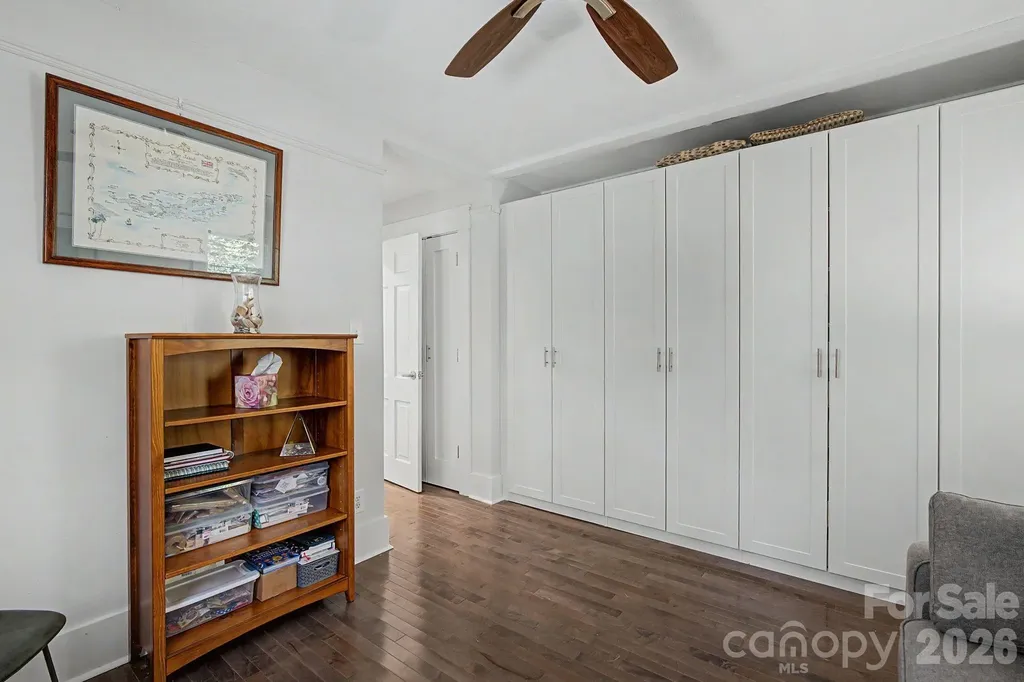 878 Garren Creek Road Fairview NC 28730