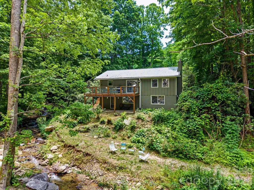 878 Garren Creek Road Fairview NC 28730