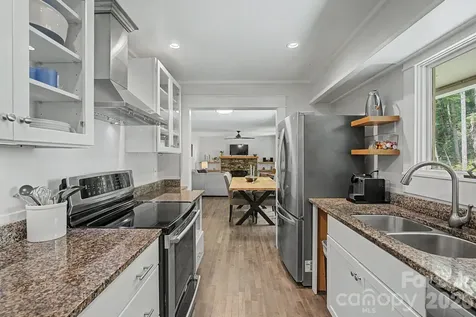 878 Garren Creek Road Fairview NC 28730