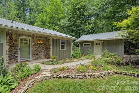 878 Garren Creek Road Fairview NC 28730