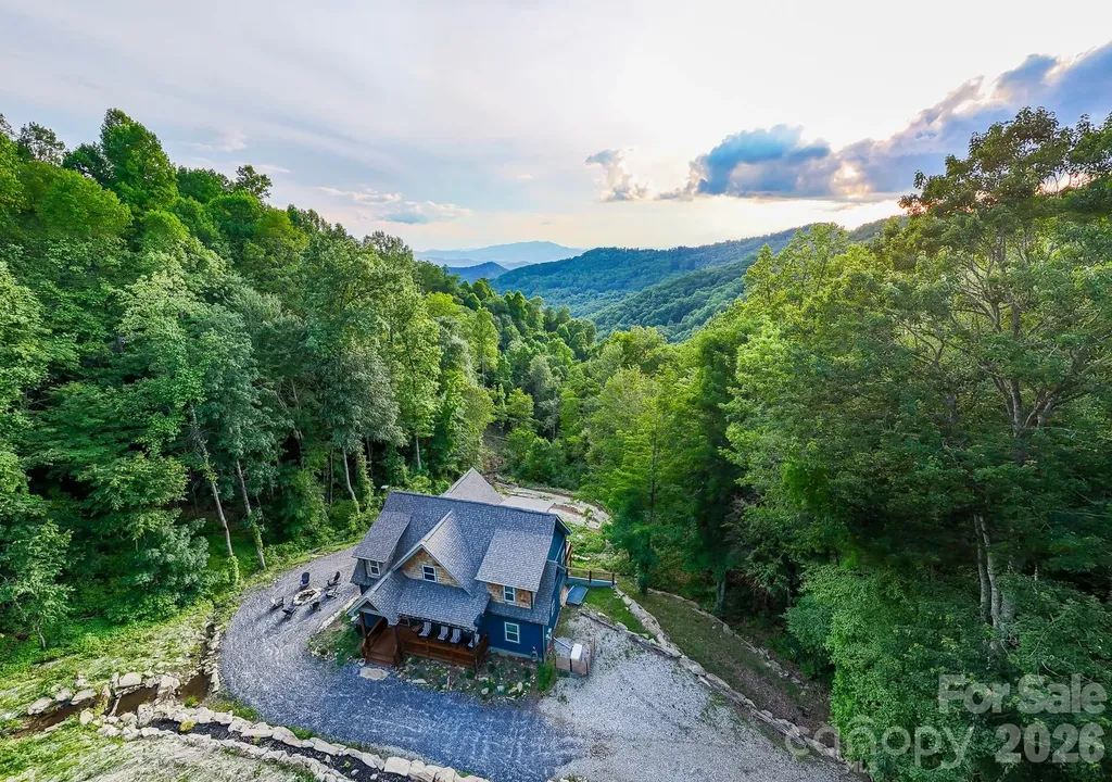 1105 Falls View Drive Bryson City NC 28713
