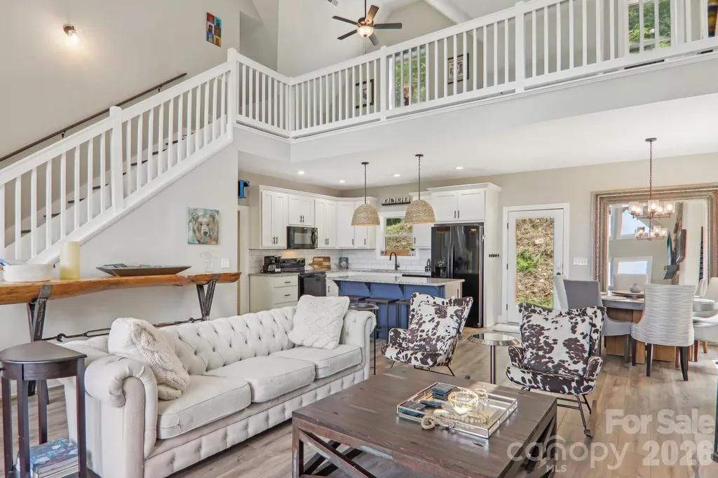 1105 Falls View Drive Bryson City NC 28713