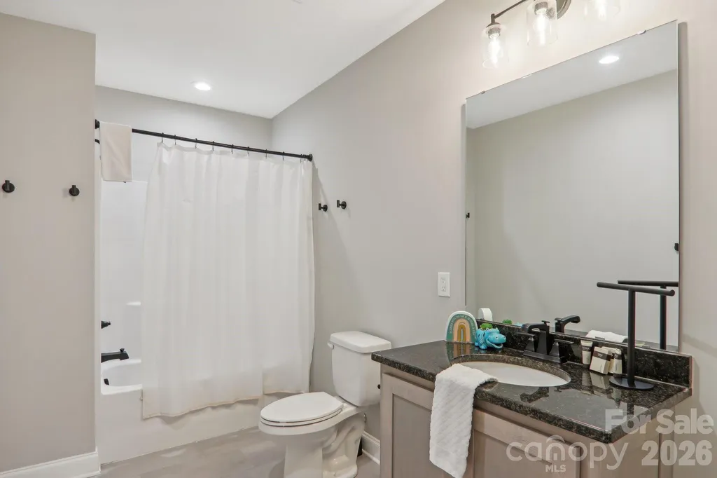 1105 Falls View Drive Bryson City NC 28713