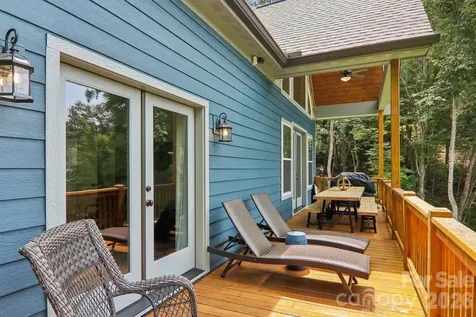 1105 Falls View Drive Bryson City NC 28713