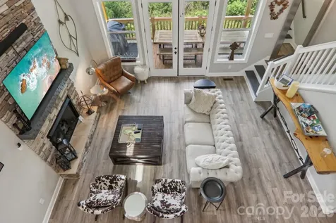 1105 Falls View Drive Bryson City NC 28713