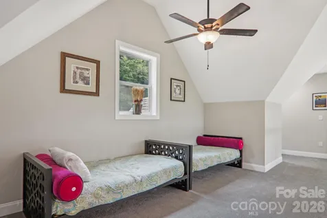 1105 Falls View Drive Bryson City NC 28713