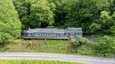 3477 Cane Creek Road Bakersville NC 28705