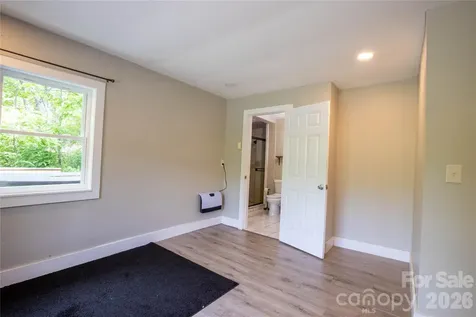 3477 Cane Creek Road Bakersville NC 28705