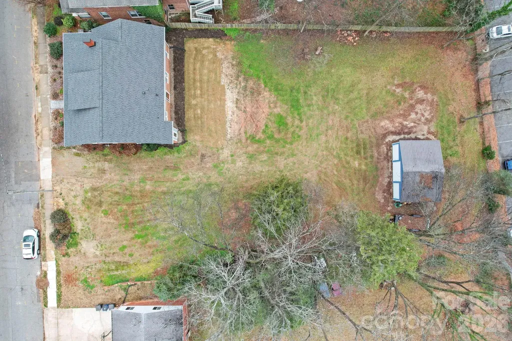 202 S Oak Street Statesville NC 28677