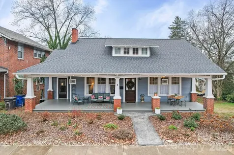 202 S Oak Street Statesville NC 28677
