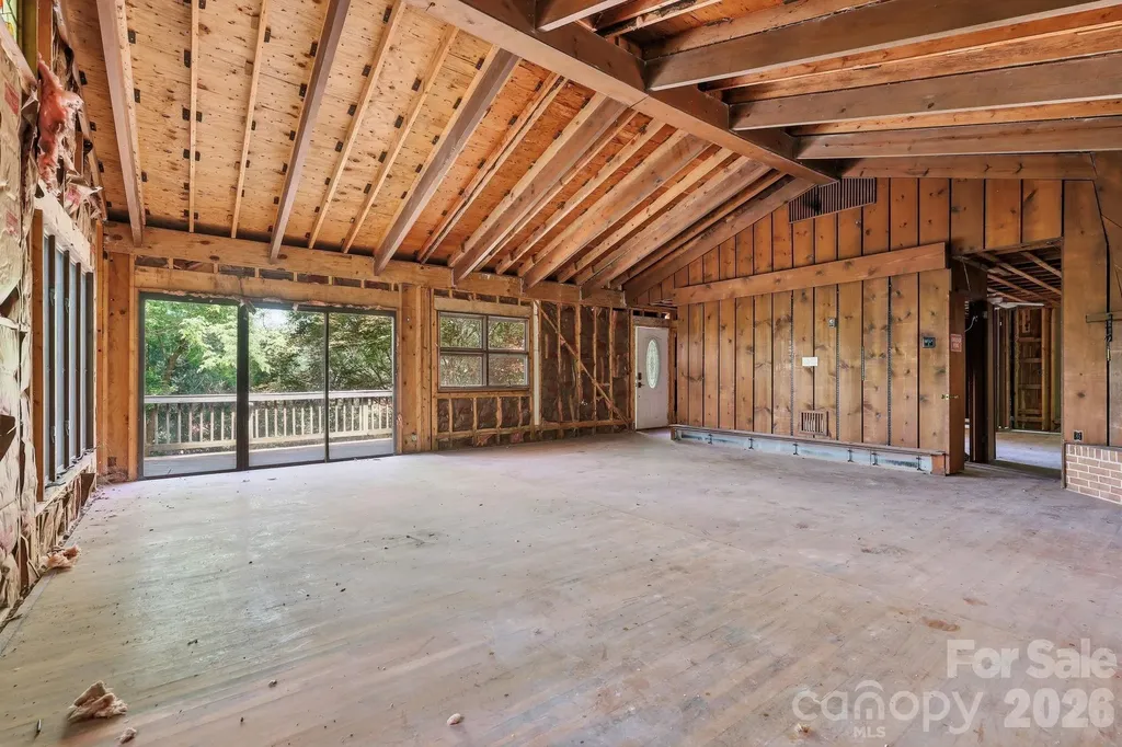 120 Stovall Street Waynesville NC 28786