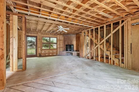 120 Stovall Street Waynesville NC 28786