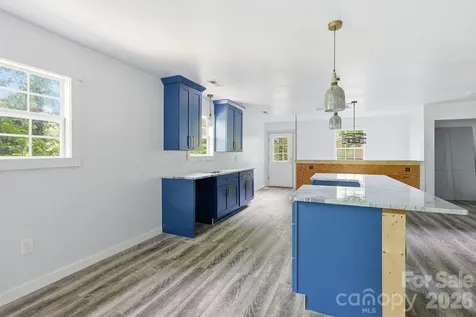 120 Stovall Street Waynesville NC 28786