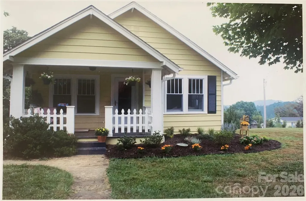 Candler NC, 25 Bailey Road