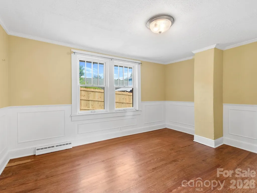 25 Bailey Road Candler NC 28715