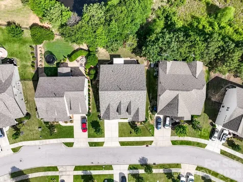 5033 Wesley Court Lancaster SC 29720