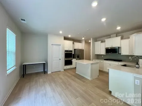 314 Hamptons Cove Road Troutman NC 28166