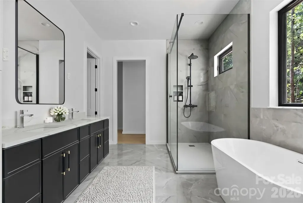 69 Village Pointe Lane Asheville NC 28803