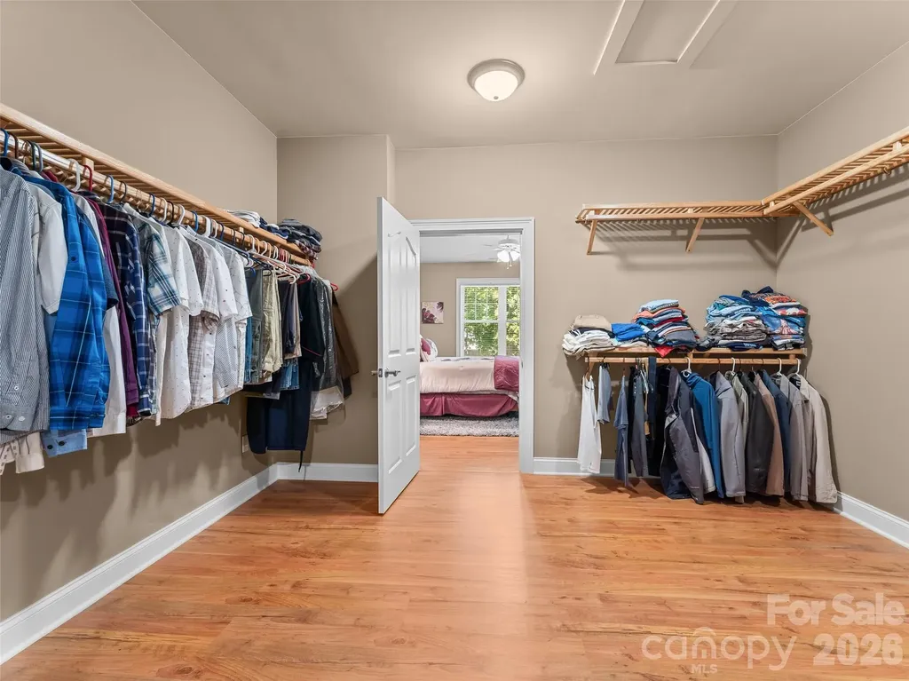 25 Linden Turn S Hendersonville NC 28739