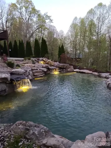 25 Linden Turn Hendersonville NC 28739
