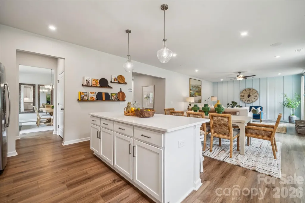 6521 Alanbrook Road Charlotte NC 28215