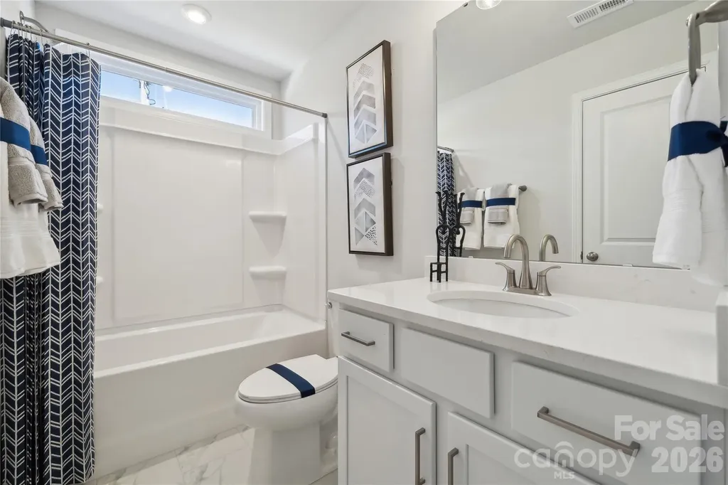 6521 Alanbrook Road Charlotte NC 28215