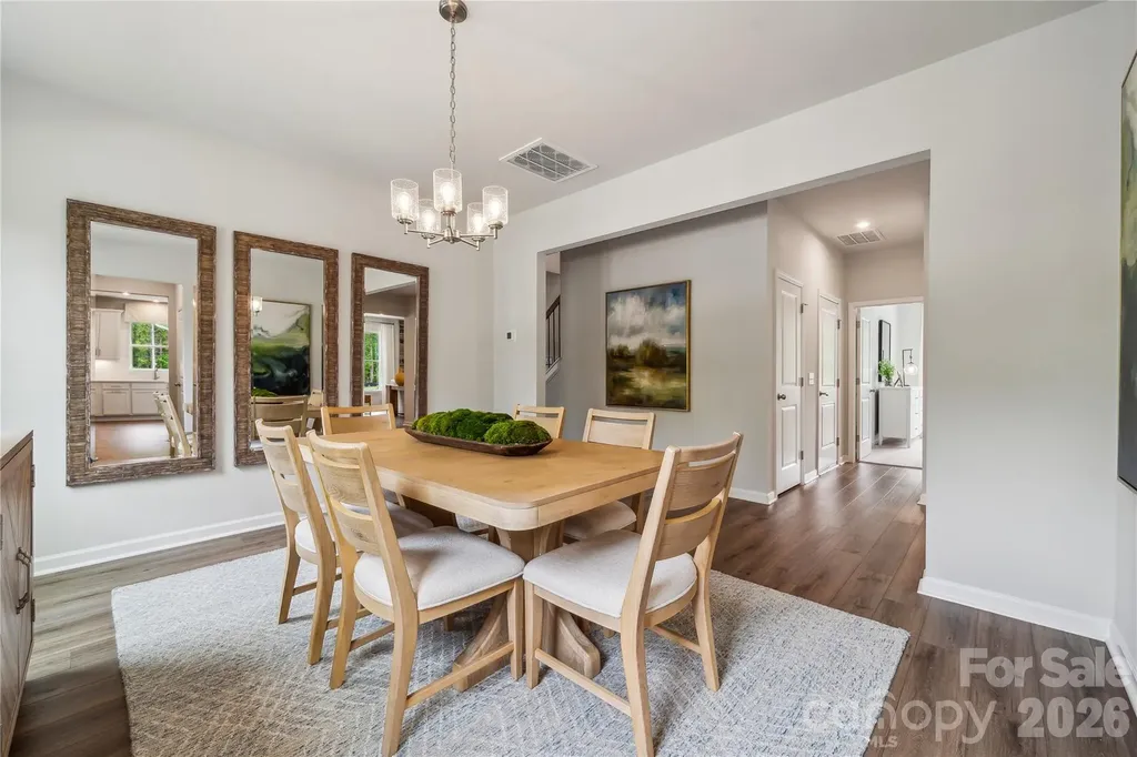 6521 Alanbrook Road Charlotte NC 28215
