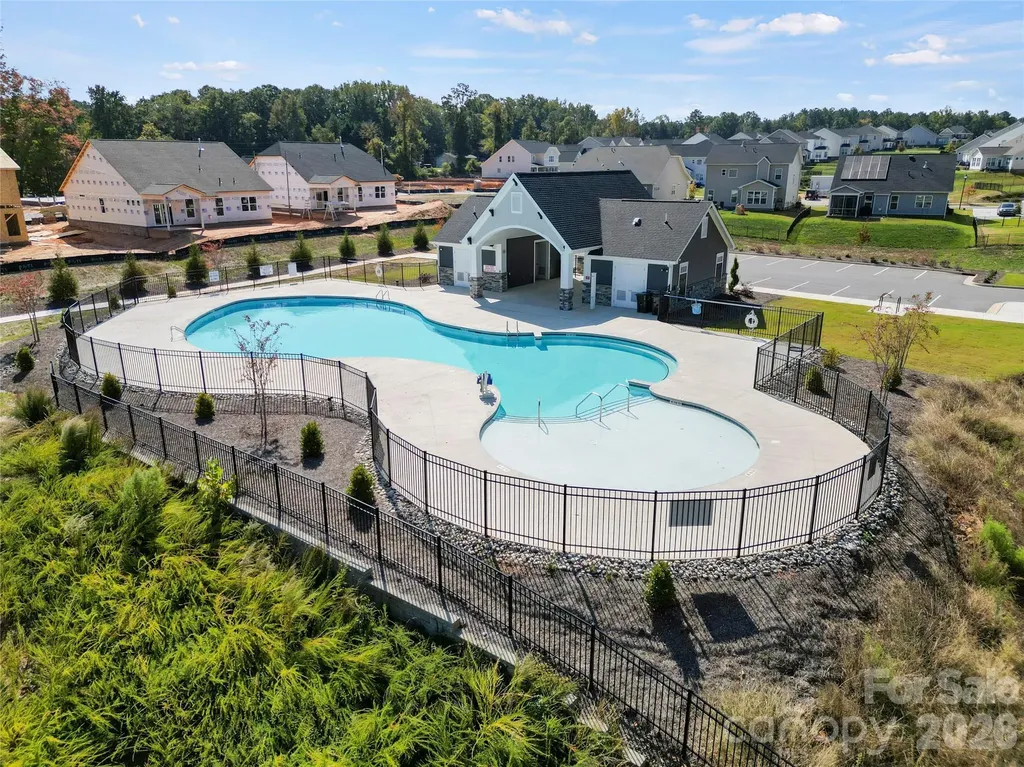 6521 Alanbrook Road Charlotte NC 28215