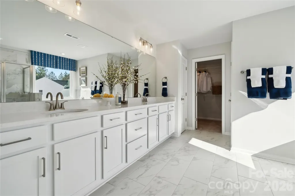 6521 Alanbrook Road Charlotte NC 28215