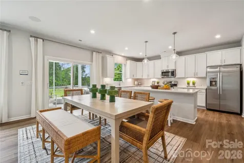 6521 Alanbrook Road Charlotte NC 28215