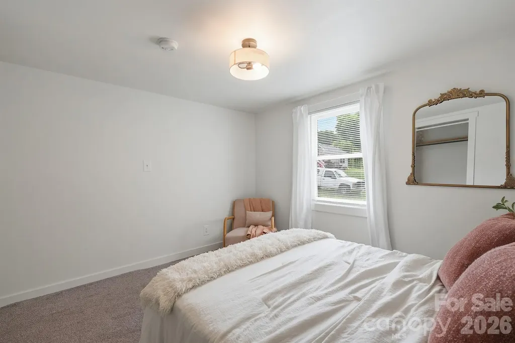 161 Holman Street Mocksville NC 27028