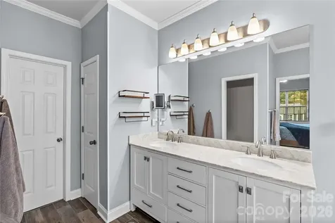 104 Middleton Place Mooresville NC 28117