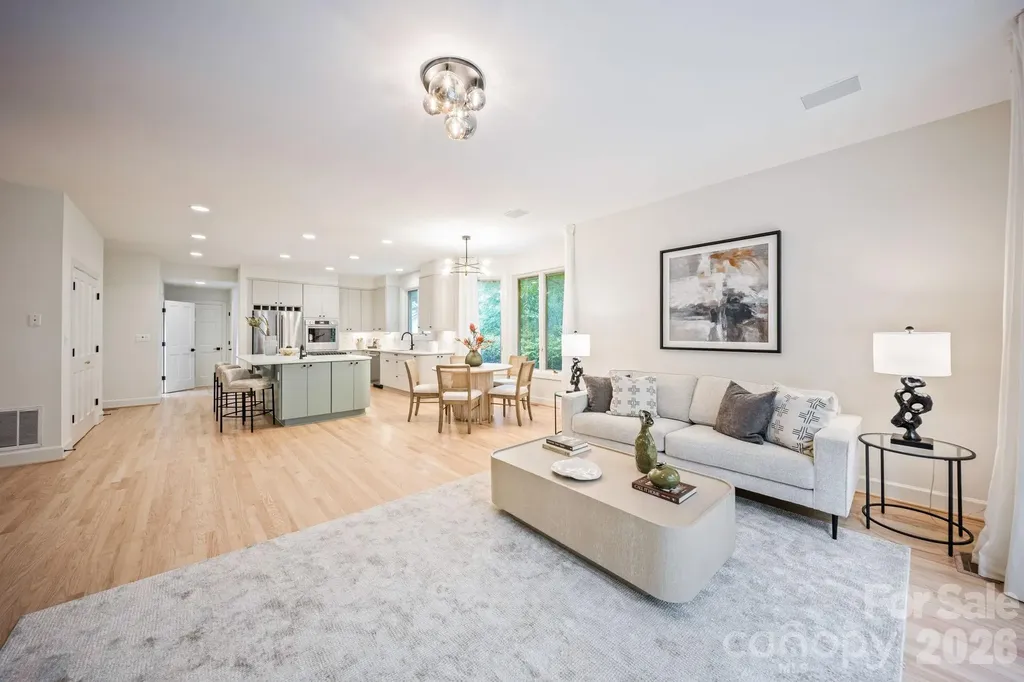 5901 Marsailles Court Charlotte NC 28277
