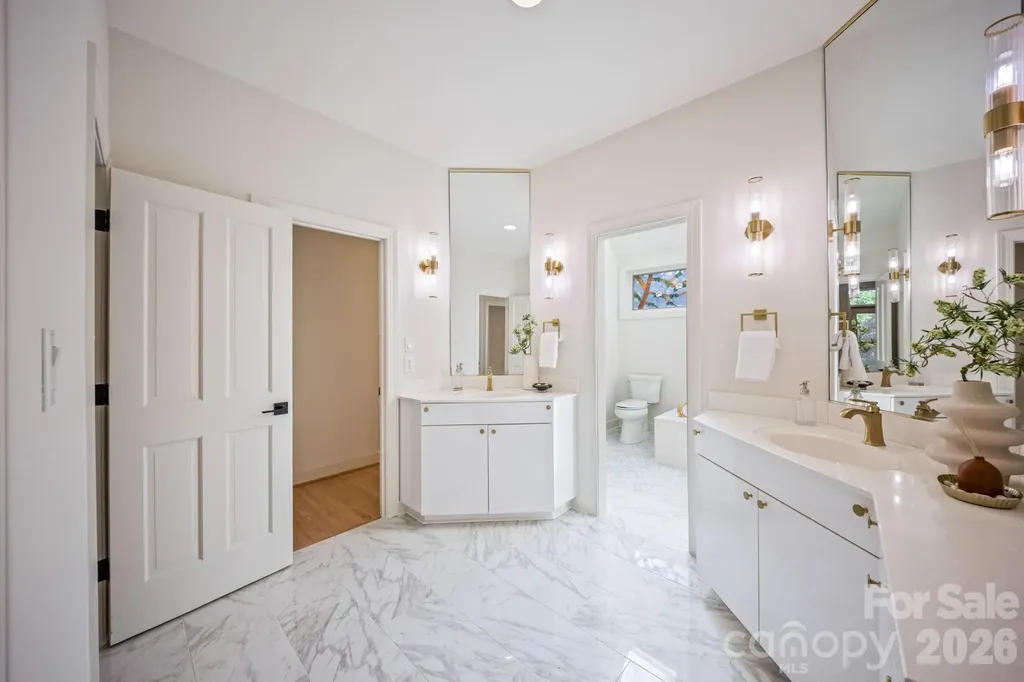 5901 Marsailles Court Charlotte NC 28277
