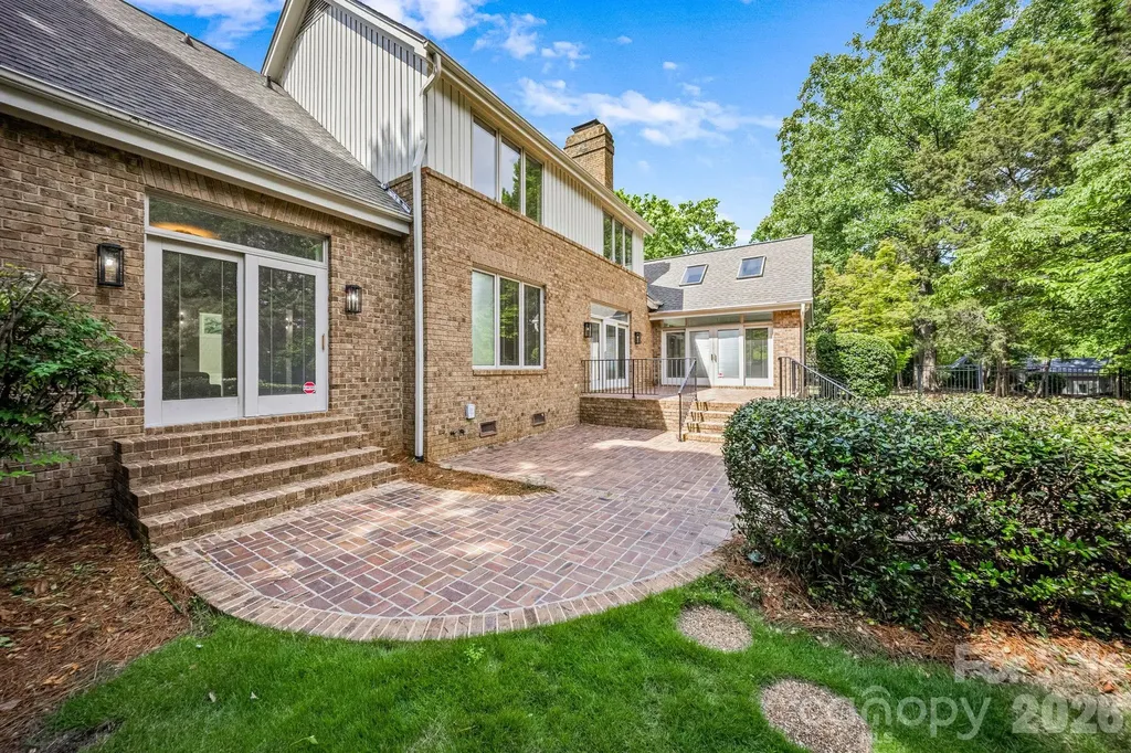 5901 Marsailles Court Charlotte NC 28277